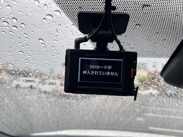 トヨタ アルファードハイブリッド 27枚目