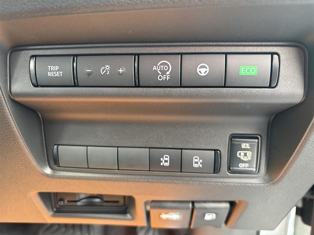 日産 セレナ 5枚目