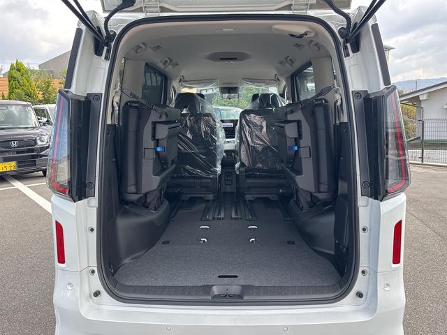 日産 セレナ 39枚目