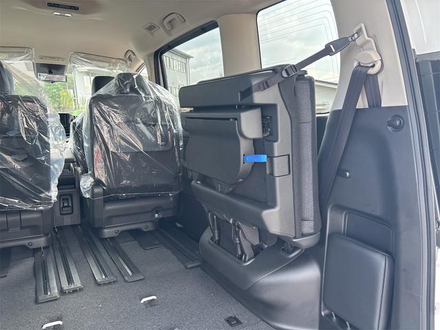 日産 セレナ 40枚目