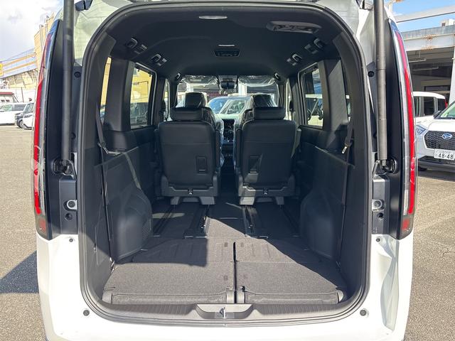 ステップワゴン スパーダ クリアランスソナー オートクルーズコントロール レーンアシスト 衝突被害軽減システム 両側電動スライドドア オートライト LEDヘッドランプ 電動リアゲート スマートキー アイドリングストップ(20枚目)