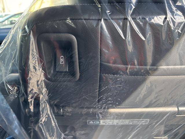 ステップワゴン スパーダ クリアランスソナー オートクルーズコントロール レーンアシスト 衝突被害軽減システム 両側電動スライドドア オートライト LEDヘッドランプ 電動リアゲート スマートキー アイドリングストップ(28枚目)