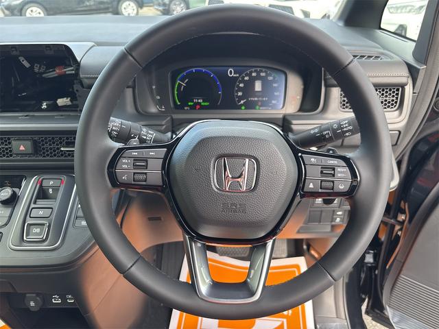 ステップワゴン e:HEVスパーダ クリアランスソナー オートクルーズコントロール レーンアシスト 衝突被害軽減システム 両側電動スライドドア オートライト LEDヘッドランプ 電動リアゲート スマートキー 電動格納ミラー(3枚目)