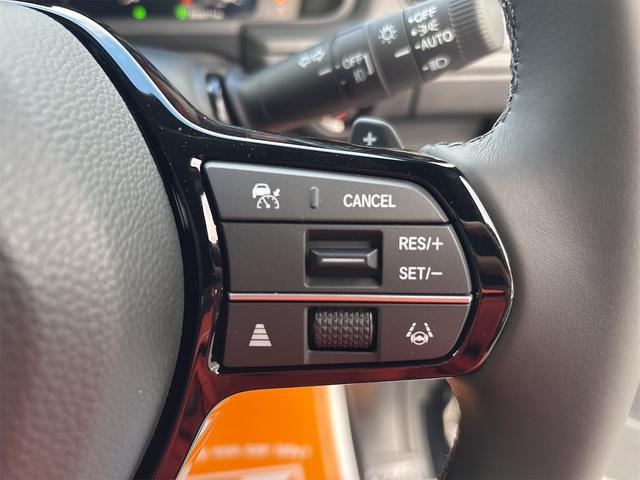 ステップワゴン e:HEVスパーダ クリアランスソナー オートクルーズコントロール レーンアシスト 衝突被害軽減システム 両側電動スライドドア オートライト LEDヘッドランプ 電動リアゲート スマートキー 電動格納ミラー(6枚目)