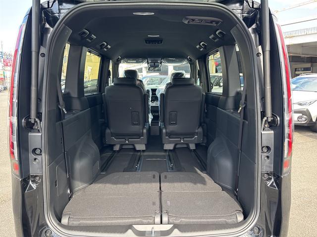 ステップワゴン e:HEVスパーダ クリアランスソナー オートクルーズコントロール レーンアシスト 衝突被害軽減システム 両側電動スライドドア オートライト LEDヘッドランプ 電動リアゲート スマートキー 電動格納ミラー(22枚目)