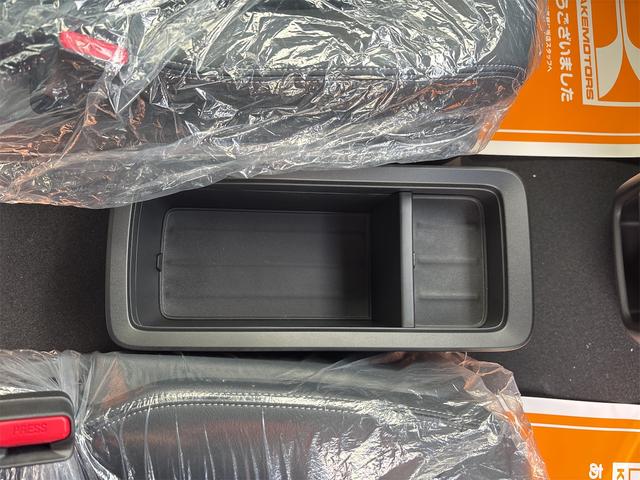 ステップワゴン e:HEVスパーダ クリアランスソナー オートクルーズコントロール レーンアシスト 衝突被害軽減システム 両側電動スライドドア オートライト LEDヘッドランプ 電動リアゲート スマートキー 電動格納ミラー(31枚目)