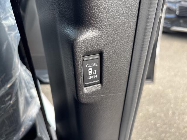 ステップワゴン e:HEVスパーダ クリアランスソナー オートクルーズコントロール レーンアシスト 衝突被害軽減システム 両側電動スライドドア オートライト LEDヘッドランプ 電動リアゲート スマートキー 電動格納ミラー(33枚目)