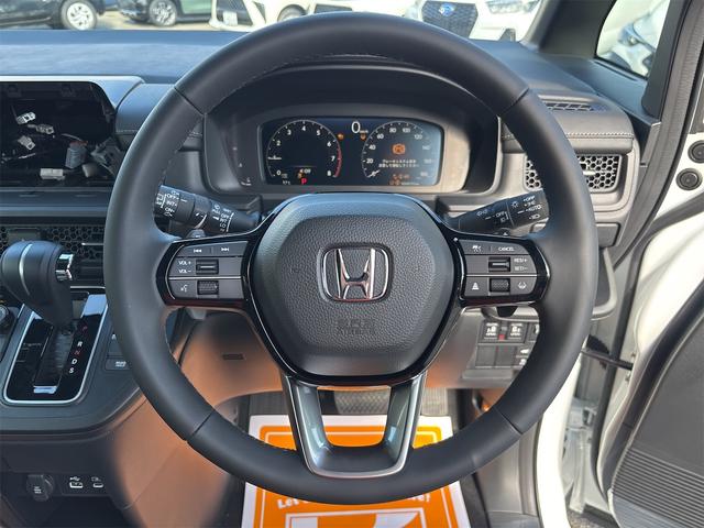 ステップワゴン スパーダ クリアランスソナー オートクルーズコントロール レーンアシスト 衝突被害軽減システム 両側電動スライドドア オートライト LEDヘッドランプ 電動リアゲート スマートキー アイドリングストップ(3枚目)