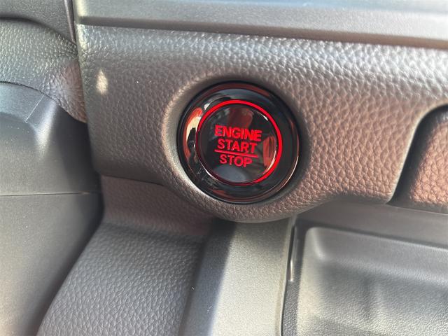 ステップワゴン スパーダ クリアランスソナー オートクルーズコントロール レーンアシスト 衝突被害軽減システム 両側電動スライドドア オートライト LEDヘッドランプ 電動リアゲート スマートキー アイドリングストップ(10枚目)