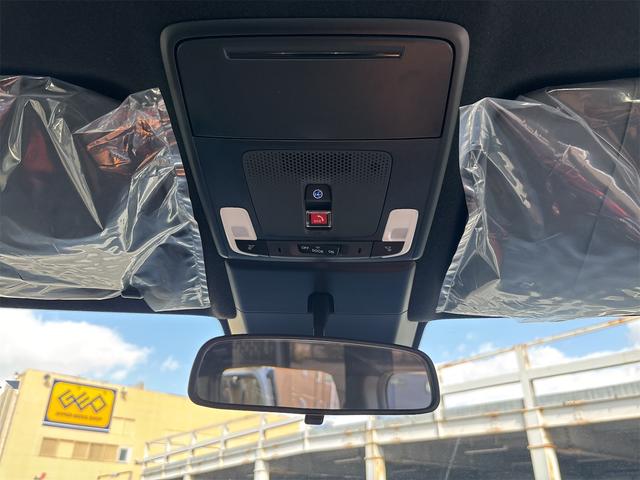 ステップワゴン スパーダ クリアランスソナー オートクルーズコントロール レーンアシスト 衝突被害軽減システム 両側電動スライドドア オートライト LEDヘッドランプ 電動リアゲート スマートキー アイドリングストップ(11枚目)