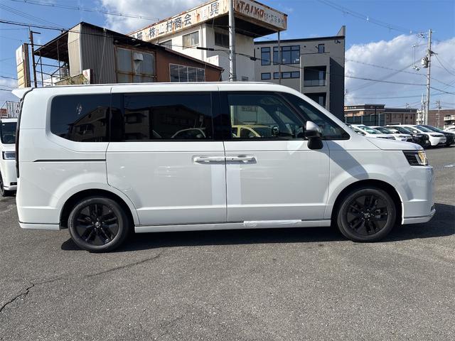 ステップワゴン スパーダ クリアランスソナー オートクルーズコントロール レーンアシスト 衝突被害軽減システム 両側電動スライドドア オートライト LEDヘッドランプ 電動リアゲート スマートキー アイドリングストップ(15枚目)