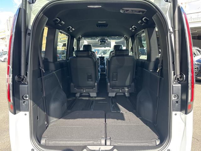 ステップワゴン スパーダ クリアランスソナー オートクルーズコントロール レーンアシスト 衝突被害軽減システム 両側電動スライドドア オートライト LEDヘッドランプ 電動リアゲート スマートキー アイドリングストップ(20枚目)