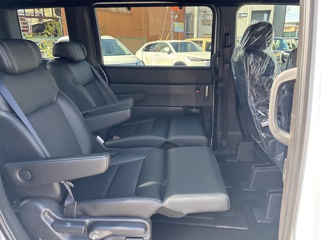 ステップワゴン スパーダ クリアランスソナー オートクルーズコントロール レーンアシスト 衝突被害軽減システム 両側電動スライドドア オートライト LEDヘッドランプ 電動リアゲート スマートキー アイドリングストップ(26枚目)