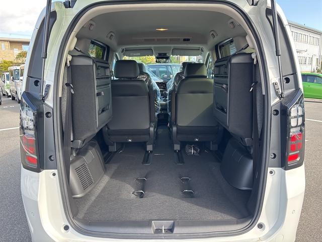 フリード e:HEVエアー EX クリアランスソナー オートクルーズコントロール レーンアシスト 衝突被害軽減システム 両側電動スライドドア オートライト LEDヘッドランプ スマートキー アイドリングストップ 電動格納ミラー(31枚目)