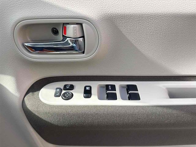 スズキ アルトラパンＬＣ 11枚目