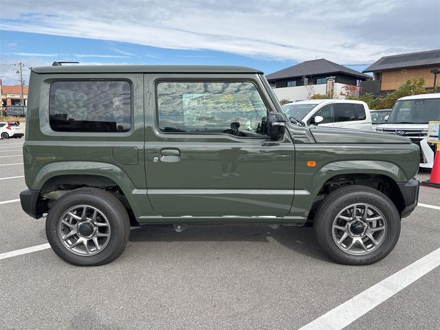 ジムニー ＸＣ　４ＷＤ　クリアランスソナー　オートクルーズコントロール　レーンアシスト　衝突被害軽減システム　オートライト　ＬＥＤヘッドランプ　ヘッドライトウォッシャー　スマートキー　アイドリングストップ（14枚目）