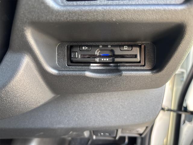 トヨタ ハイエースワゴン 9枚目