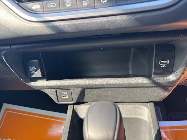 ＷＲ－Ｖ Ｚ＋　ＥＴＣ　バックカメラ　クリアランスソナー　オートクルーズコントロール　レーンアシスト　衝突被害軽減システム　オートライト　ＬＥＤヘッドランプ　アルミホイール　スマートキー　電動格納ミラー　ＣＶＴ（5枚目）