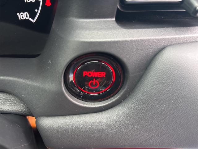 ヴェゼル e:HEV RS クリアランスソナー オートクルーズコントロール レーンアシスト 衝突被害軽減システム ナビ TV オートライト LEDヘッドランプ アルミホイール スマートキー 電動格納ミラー シートヒーター CVT(9枚目)