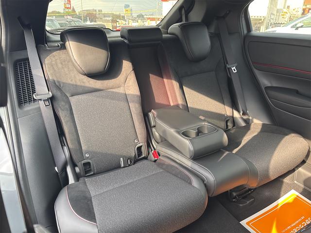 ヴェゼル e:HEV RS クリアランスソナー オートクルーズコントロール レーンアシスト 衝突被害軽減システム ナビ TV オートライト LEDヘッドランプ アルミホイール スマートキー 電動格納ミラー シートヒーター CVT(26枚目)