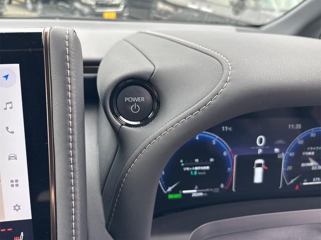 トヨタ アルファードハイブリッド 8枚目