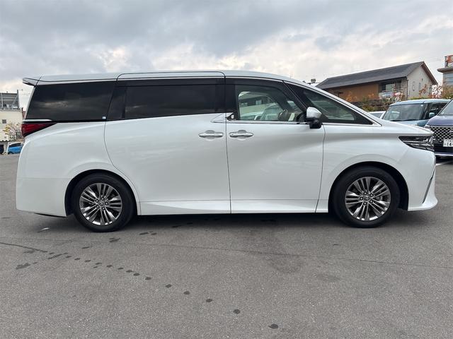 トヨタ アルファードハイブリッド 14枚目