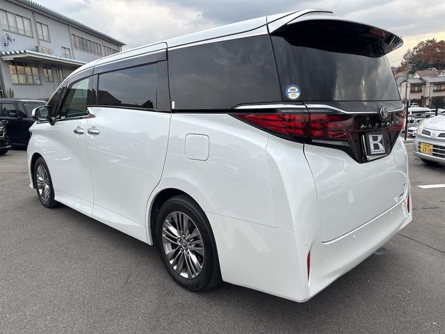 トヨタ アルファードハイブリッド 18枚目