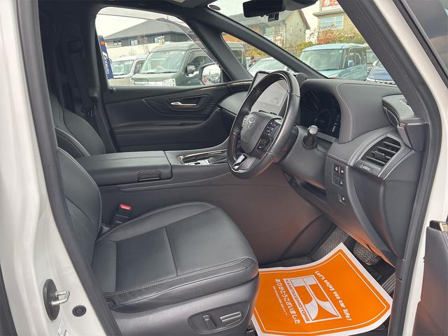 トヨタ アルファードハイブリッド 28枚目