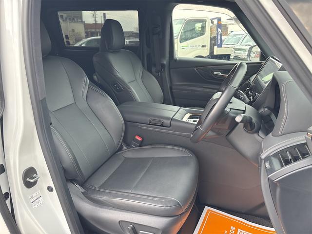 トヨタ アルファードハイブリッド 29枚目