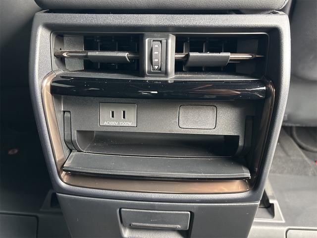 トヨタ アルファードハイブリッド 33枚目