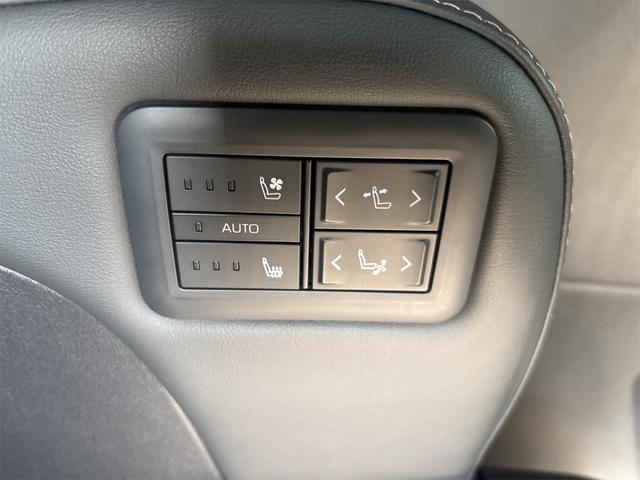 トヨタ アルファードハイブリッド 36枚目