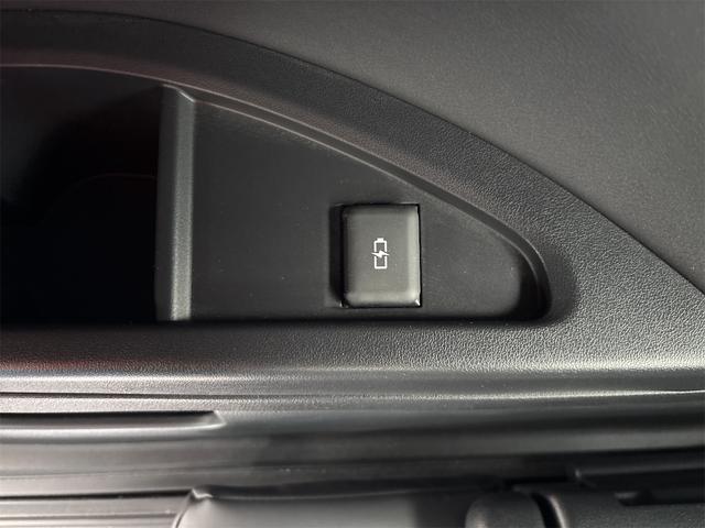 トヨタ アルファードハイブリッド 38枚目