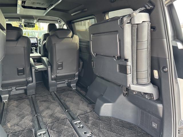 トヨタ アルファードハイブリッド 41枚目