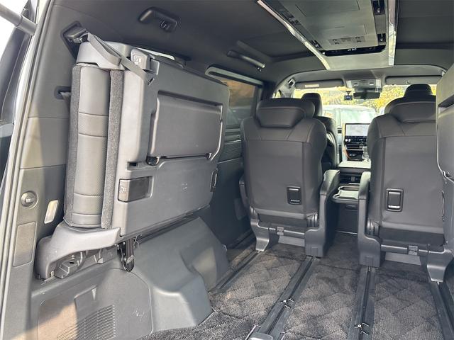 トヨタ アルファードハイブリッド 42枚目