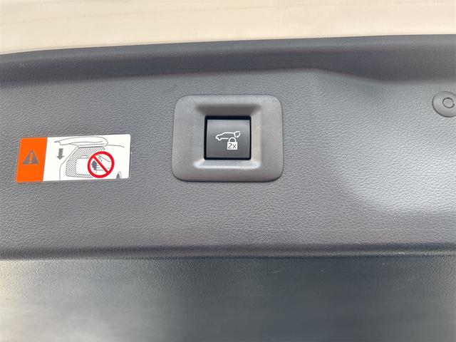 トヨタ アルファードハイブリッド 43枚目