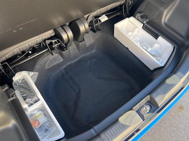 ソリオ ハイブリッドＭＺ　両側電動スライドドア　クリアランスソナー　オートクルーズコントロール　レーンアシスト　衝突被害軽減システム　アルミホイール　オートライト　ＬＥＤヘッドランプ　スマートキー　アイドリングストップ（36枚目）