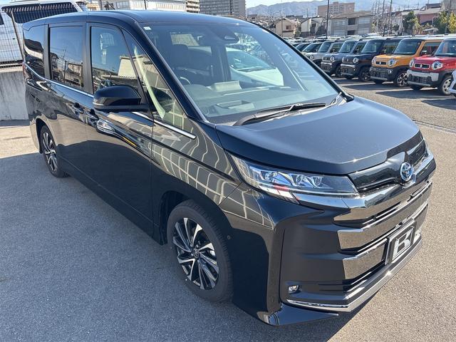 ノア ハイブリッドＳ－Ｚ　バックカメラ　ナビ　オートクルーズコントロール　レーンアシスト　パークアシスト　衝突被害軽減システム　両側電動スライドドア　オートマチックハイビーム　オートライト　ＬＥＤヘッドランプ　電動リアゲート（13枚目）