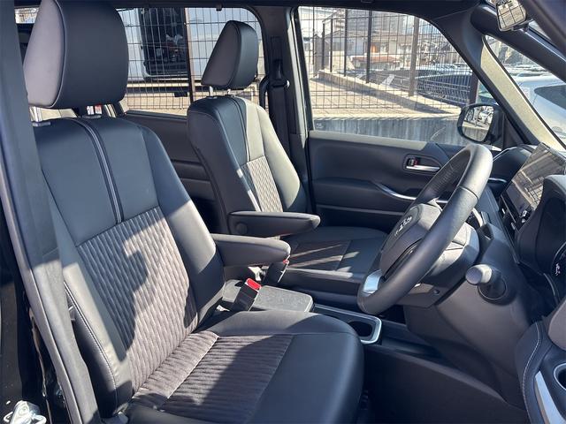 ノア ハイブリッドＳ－Ｚ　バックカメラ　ナビ　オートクルーズコントロール　レーンアシスト　パークアシスト　衝突被害軽減システム　両側電動スライドドア　オートマチックハイビーム　オートライト　ＬＥＤヘッドランプ　電動リアゲート（31枚目）