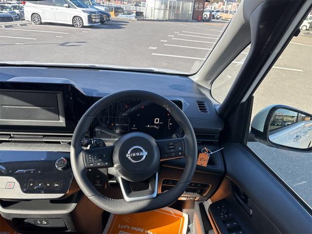 日産 セレナ 3枚目