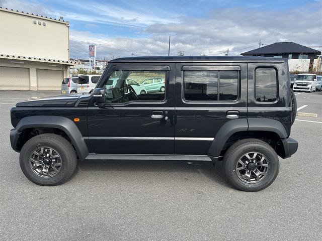 ジムニーノマド ＦＣ　４ＷＤ　バックカメラ　クリアランスソナー　オートクルーズコントロール　レーンアシスト　衝突被害軽減システム　オートライト　ＬＥＤヘッドランプ　ヘッドライトウォッシャー　アルミホイール（17枚目）