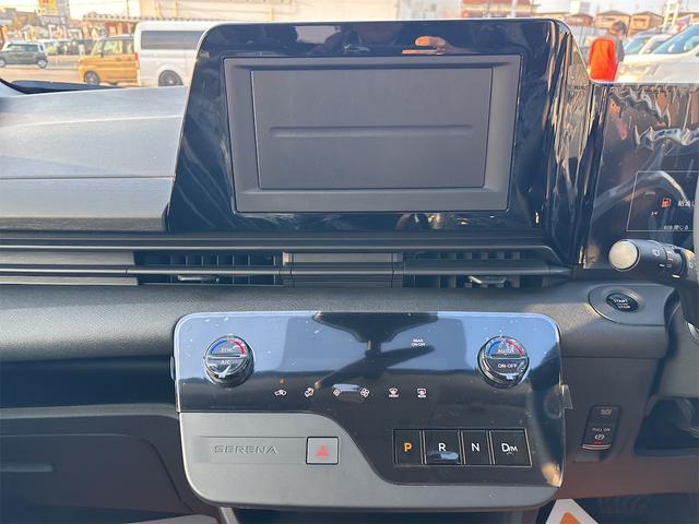 日産 セレナ 4枚目