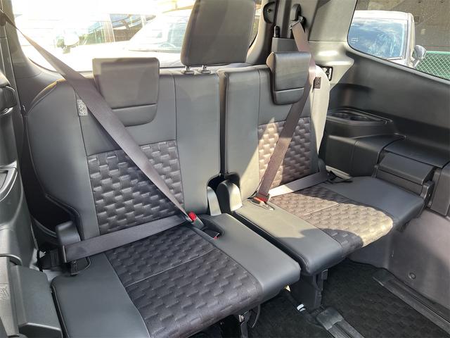 トヨタ ヴォクシー 32枚目