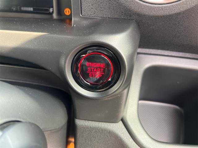 Ｎ－ＢＯＸカスタム ターボコーディネートスタイル　両側電動スライドドア　クリアランスソナー　オートクルーズコントロール　レーンアシスト　衝突被害軽減システム　オートライト　ＬＥＤヘッドランプ　スマートキー　アイドリングストップ　電動格納ミラー（7枚目）