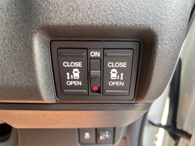 Ｎ－ＢＯＸカスタム ターボコーディネートスタイル　両側電動スライドドア　クリアランスソナー　オートクルーズコントロール　レーンアシスト　衝突被害軽減システム　オートライト　ＬＥＤヘッドランプ　スマートキー　アイドリングストップ　電動格納ミラー（8枚目）