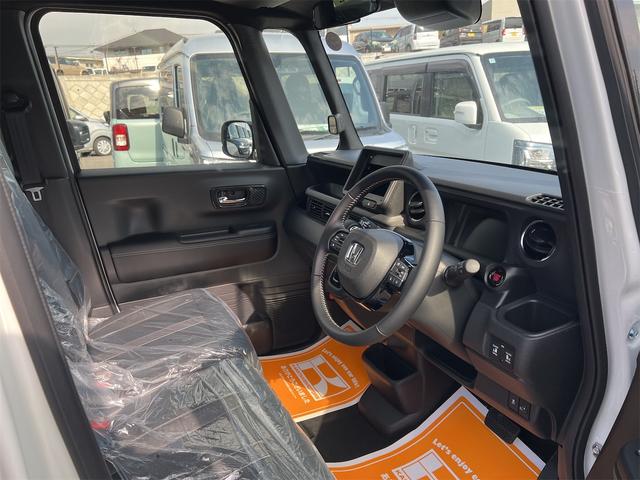 Ｎ－ＢＯＸカスタム ターボコーディネートスタイル　両側電動スライドドア　クリアランスソナー　オートクルーズコントロール　レーンアシスト　衝突被害軽減システム　オートライト　ＬＥＤヘッドランプ　スマートキー　アイドリングストップ　電動格納ミラー（30枚目）