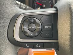 【ハンドルボタン】目線を大きくそらすことなくボタンの操作を行うことができるので、安全にも配慮できますね。 6