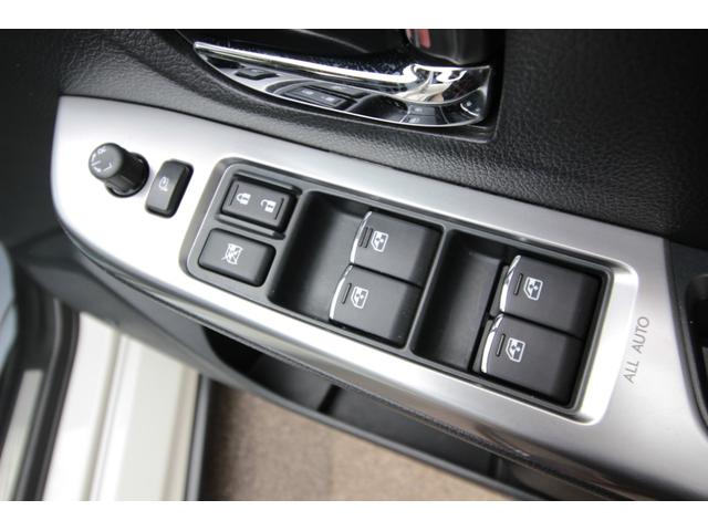 レヴォーグ ２．０ＧＴ－Ｓアイサイト　車検２年付き　アイサイト　ＳＴＩエアロ　レーダークルーズコントロール　ＥＴＣ　バックカメラ　１８インチアルミ　シートヒーター　メモリーシート　電動シート　ＬＥＤヘッドライト　ＢｌｕｅＴｏｏｔｈ（27枚目）