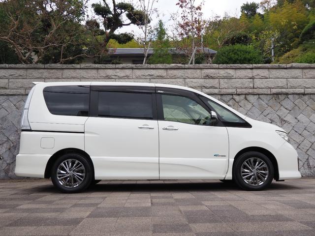 セレナ ライダー ブラックライン S-ハイブリッド 車検2年付き フルセグナビ ETC DVD再生 LED Bluetooth クルーズコントロール バックカメラ AUTECHアルミ アイドリングストップ 両パワスラ ダブルエアコン レーンアシスト(7枚目)