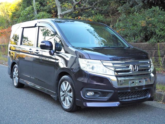 ステップワゴンスパーダ Ｚ　インターナビセレクション　車検２年付き　純正ナビ　両側パワースライドドア　ＥＴＣ　バックカメラ　フルセグＴＶ　後席モニター　ＤＶＤ再生　クルーズコントロール　純正１６インチアルミ　アイドリングストップ　ＨＩＤヘッドライト（2枚目）