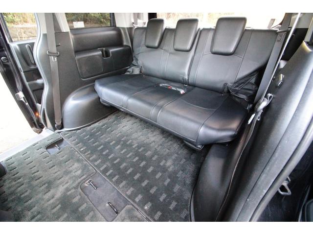 ステップワゴンスパーダ Ｚ　インターナビセレクション　車検２年付き　純正ナビ　両側パワースライドドア　ＥＴＣ　バックカメラ　フルセグＴＶ　後席モニター　ＤＶＤ再生　クルーズコントロール　純正１６インチアルミ　アイドリングストップ　ＨＩＤヘッドライト（15枚目）